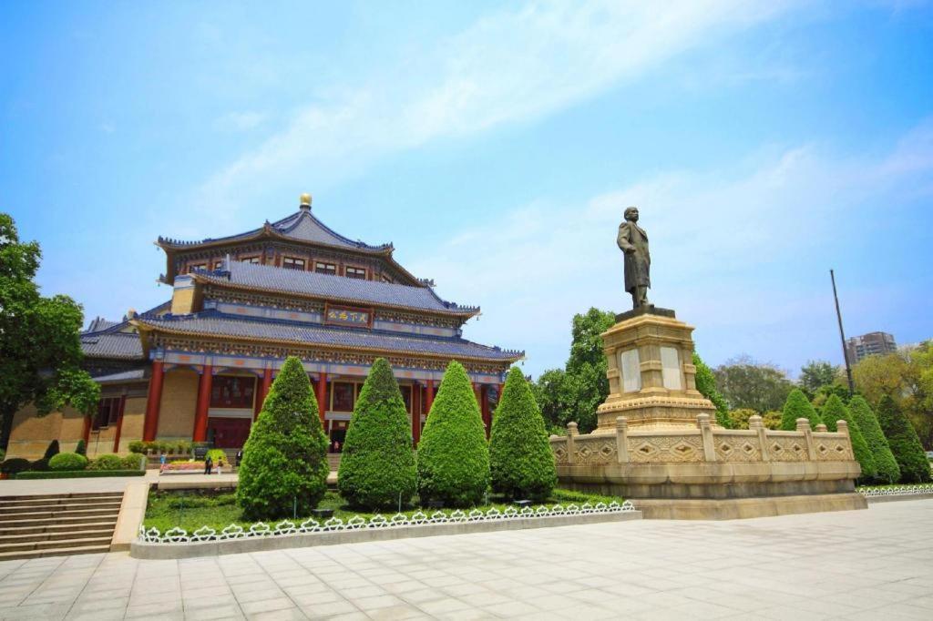 Royal Garden Hotel Kanton Exterior foto