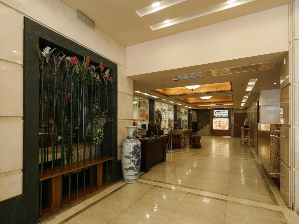 Royal Garden Hotel Kanton Exterior foto